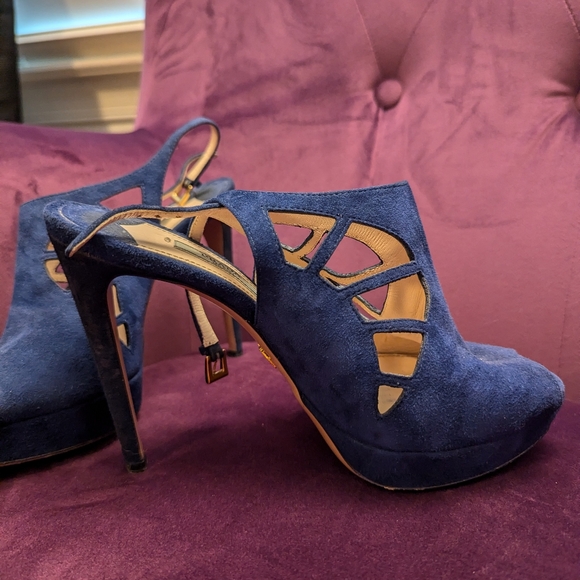 Blue Suede Prada Heels 38 - Picture 4 of 10